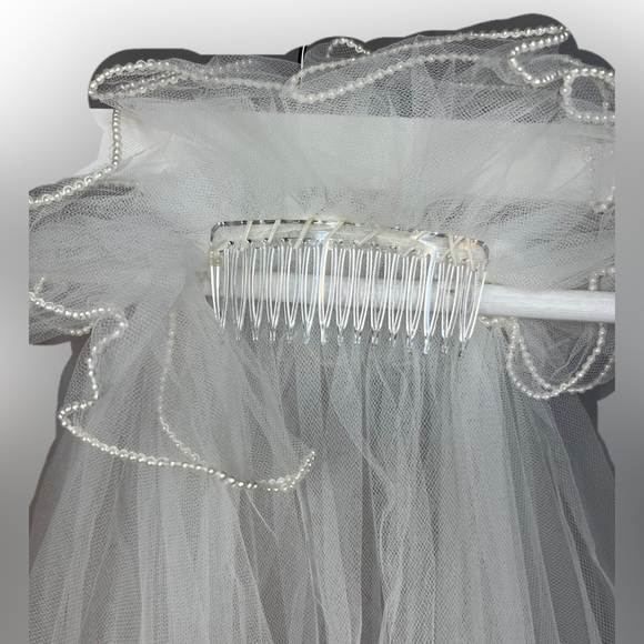 Wedding Vail tulle with pearl seam with comb - Picture 5 of 8